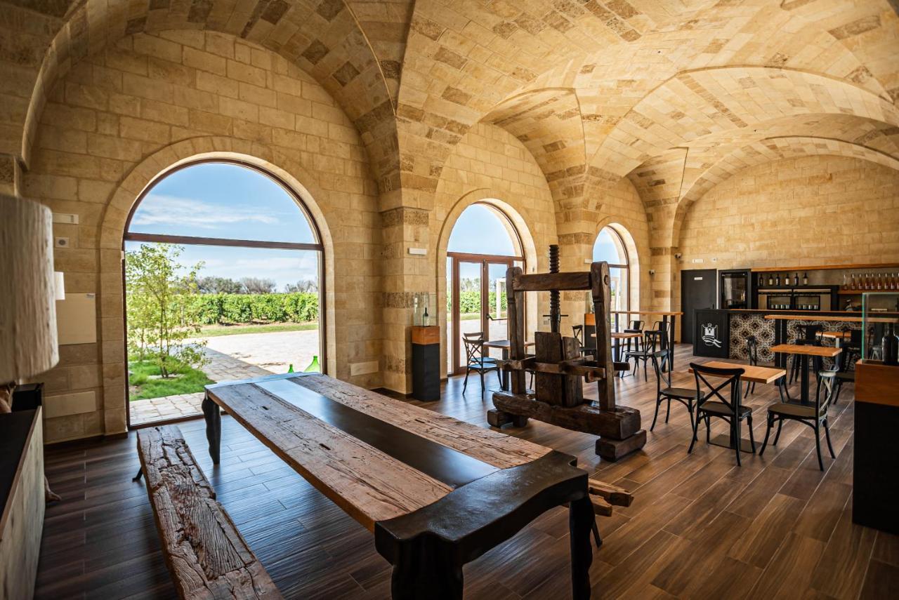 Masseria Torleanzi Wine Relais Сан-Пьетро-Вернотико Экстерьер фото