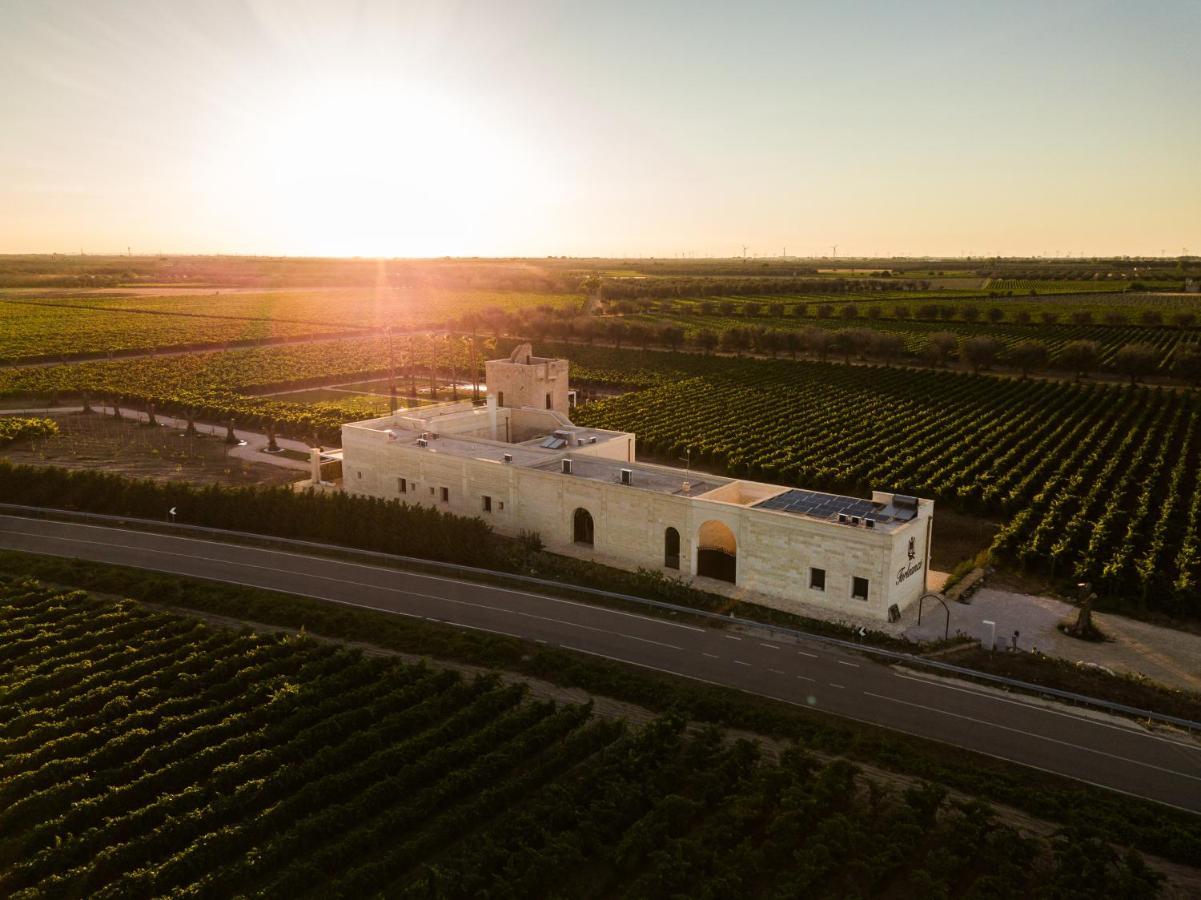 Masseria Torleanzi Wine Relais Сан-Пьетро-Вернотико Экстерьер фото